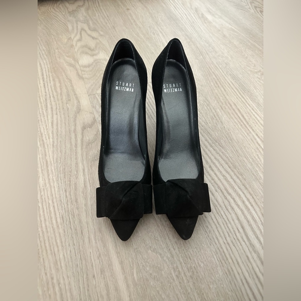 STUART WEITZMAN suede black pumps sz 6